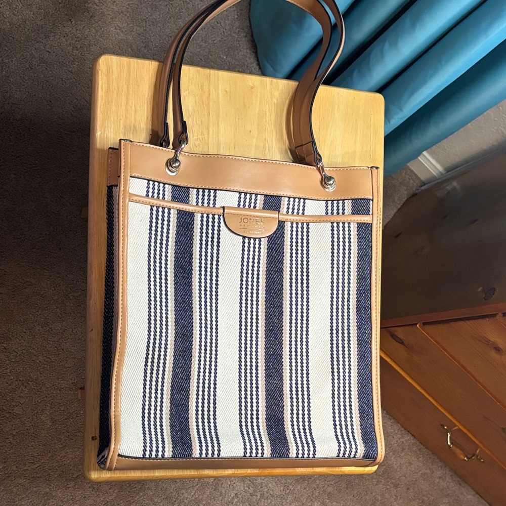 Jones New York Navy and Cream Striped Tote